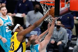 Hornets bounce back, split two-game set with Pacers 108-105