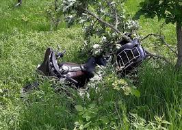 Two Injured When Motorcycle Hits Deer
