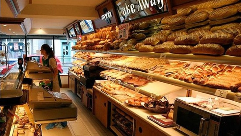 Coffee shop, bakery to adjust their mask mandates based on the new federal guidelines