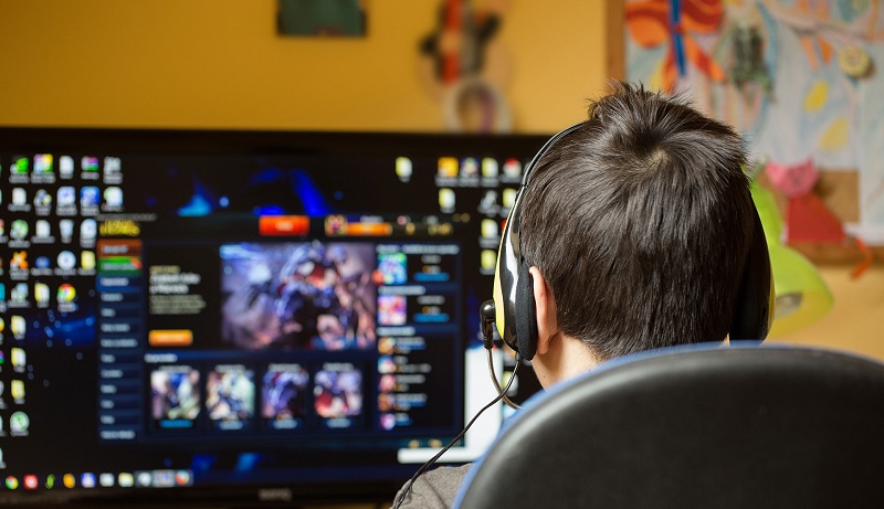 Cybersecurity experts urge: New generation openly embracing violence online