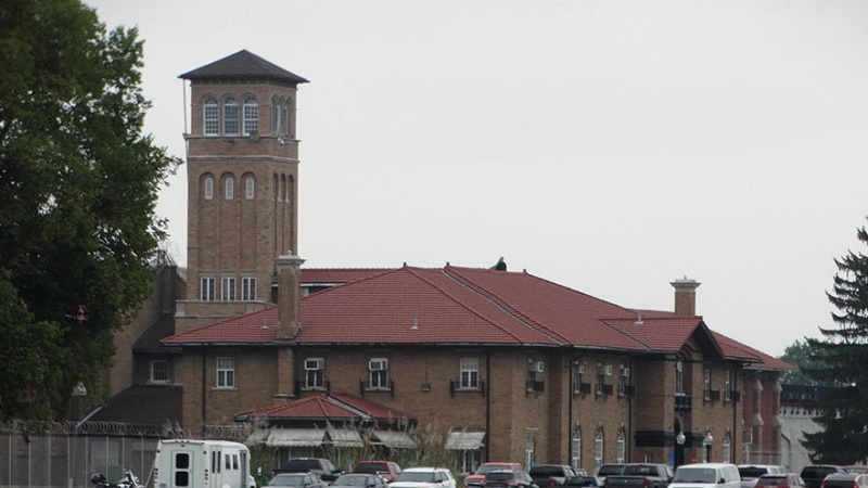 Electrical fire at Indiana prison in Pendleton, 5 people hurt