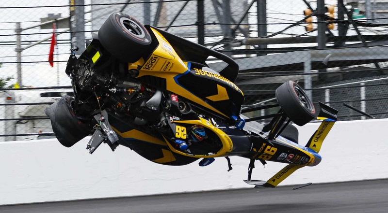Colton Herta crashes during Carb Day practice
