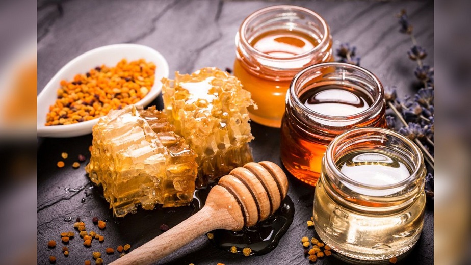 Proper nutrition contributes to good health, with honey most effective in reducing high cholesterol and blood sugar levels, study shows